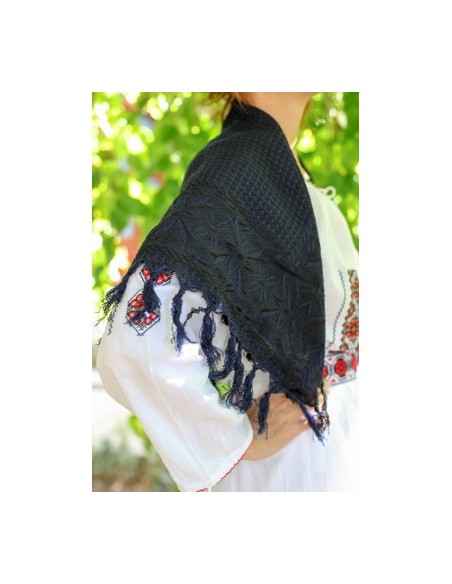 Basma traditionala ciucuri negru
