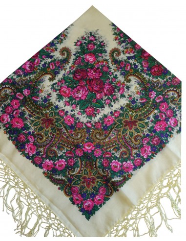 Batic tradițional crem cu flori și ciucuri decorativi – 120x120 cm