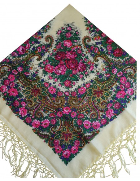 Batic tradițional crem cu flori și ciucuri decorativi – 120x120 cm