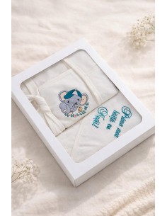 Set baie bebe baietel in cutie cadou alba cu mesaj Prima mea baita cu Nasii si model elefant bleu