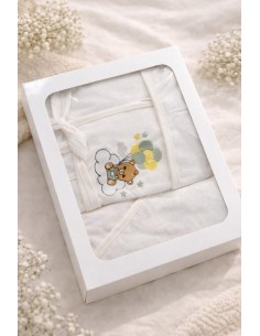 Set baie bebe unisex in cutie cadou cu model ursulet