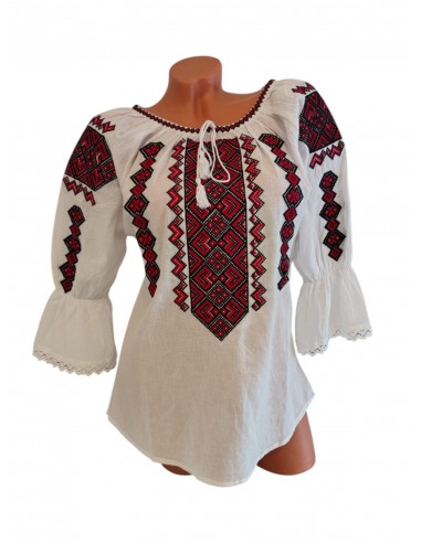 Ie dama alba cu broderie rosie traditionala si maneca trei sferturi