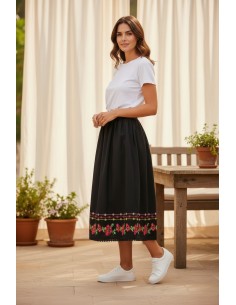 Fusta lunga dama neagra cu broderie florala cu maci 2