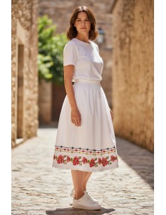 Fusta dama alba cu broderie florala rosie stil traditional 2