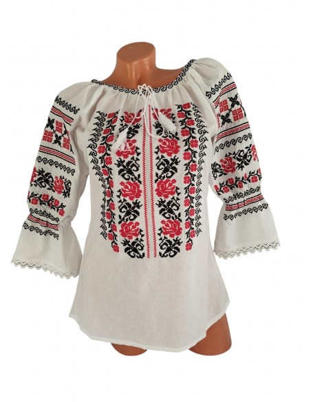 Set cuplu alb cu broderie florala rosie si neagra pentru ea si el