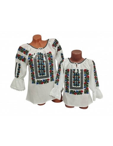 Set mama si fiica cu ii traditionale albe brodate floral rosu si albastru